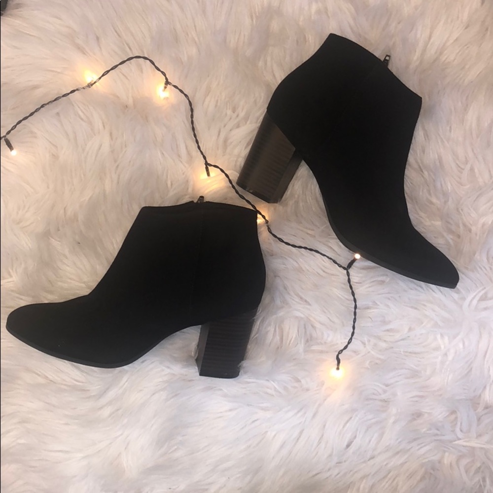 Old Navy booties